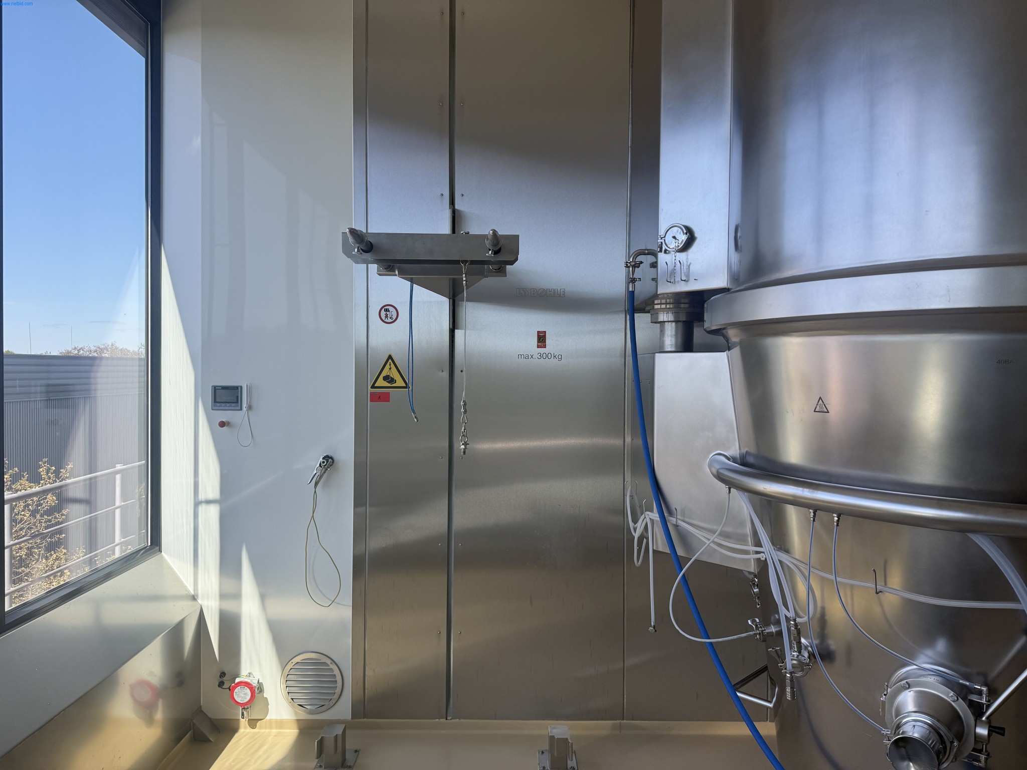 Installations de production et de conditionnement pharmaceutiques / Équipements de laboratoire et d'exploitation-10