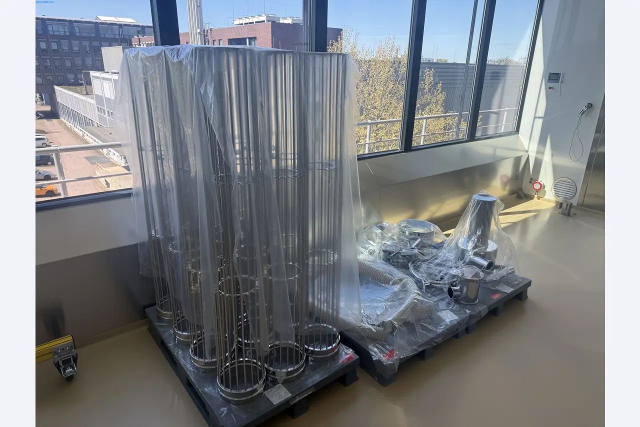 Installations de production et de conditionnement pharmaceutiques / Équipements de laboratoire et d'exploitation-3