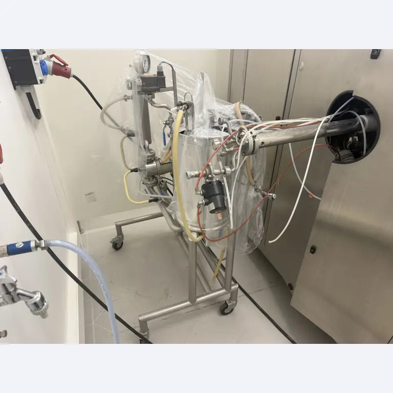 Installations de production et de conditionnement pharmaceutiques / Équipements de laboratoire et d'exploitation-5