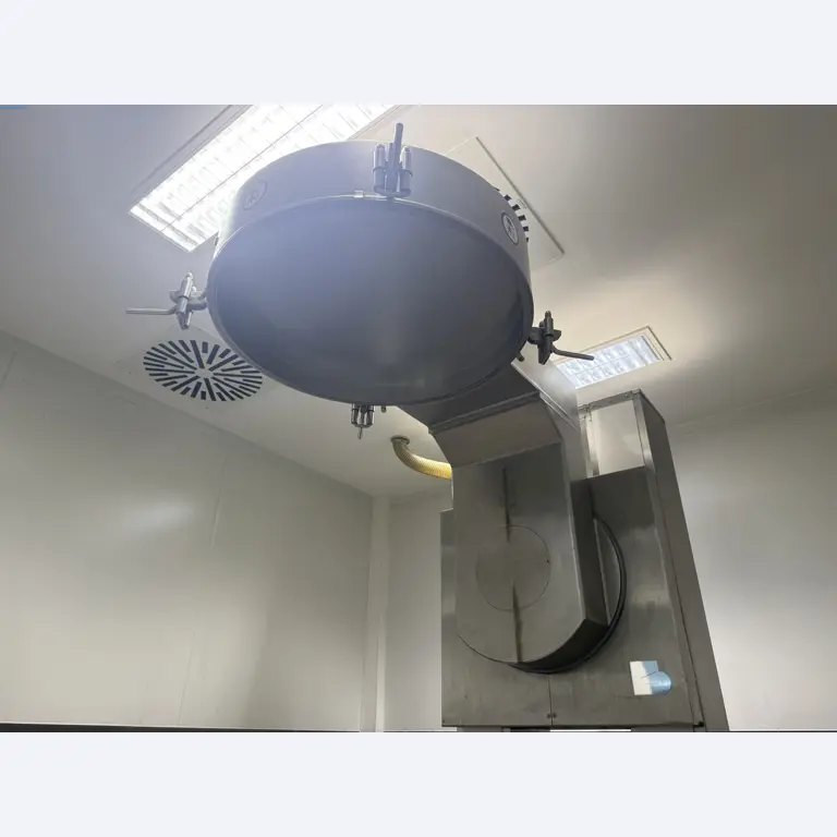 Installations de production et de conditionnement pharmaceutiques / Équipements de laboratoire et d'exploitation-2