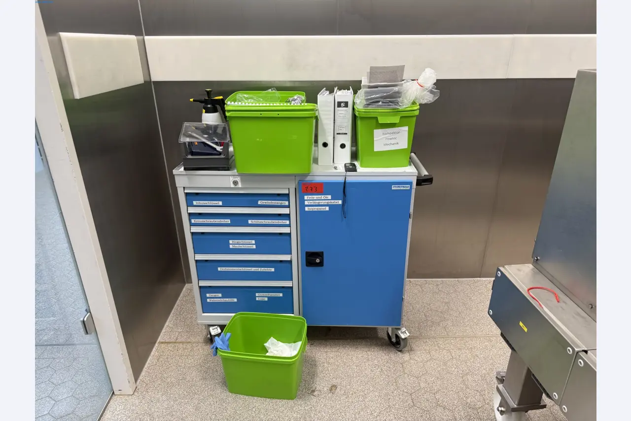 Installations de production et de conditionnement pharmaceutiques / Équipements de laboratoire et d'exploitation-4