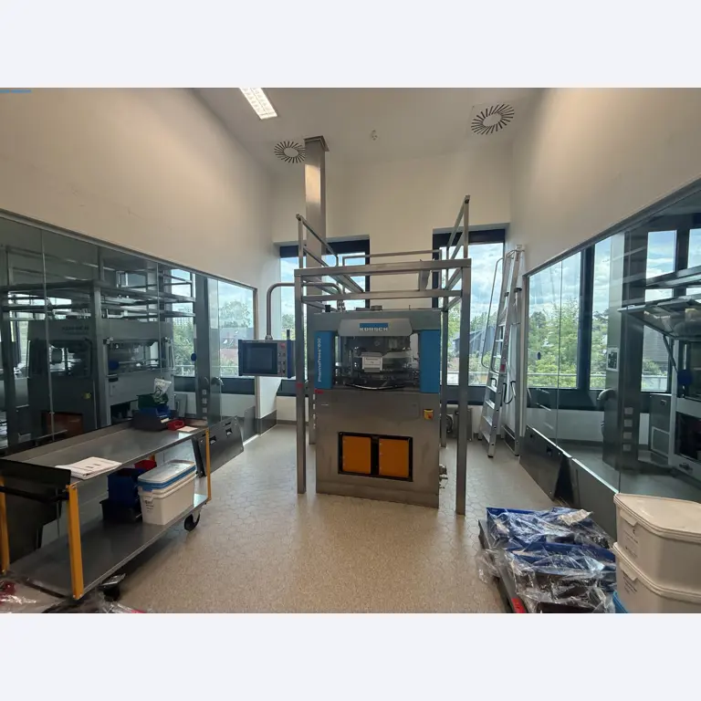 Installations de production et de conditionnement pharmaceutiques / Équipements de laboratoire et d'exploitation-1