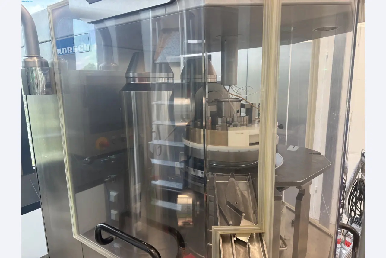 Installations de production et de conditionnement pharmaceutiques / Équipements de laboratoire et d'exploitation-2