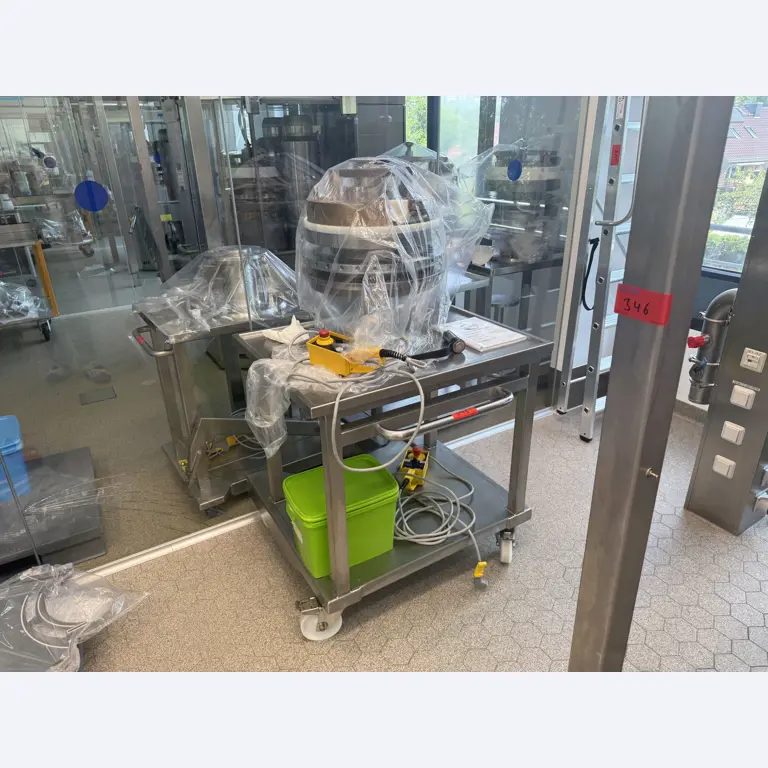 Installations de production et de conditionnement pharmaceutiques / Équipements de laboratoire et d'exploitation-4