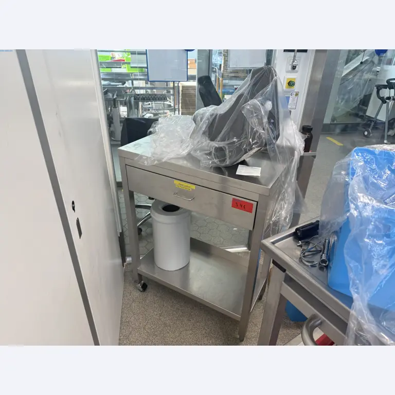Installations de production et de conditionnement pharmaceutiques / Équipements de laboratoire et d'exploitation-7
