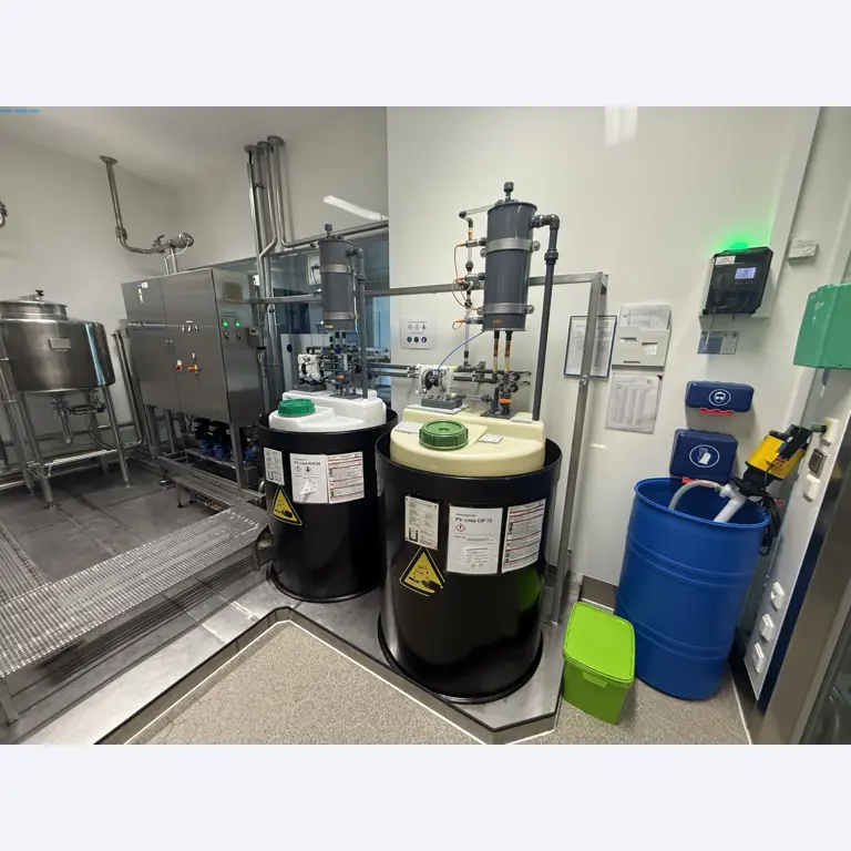 Installations de production et de conditionnement pharmaceutiques / Équipements de laboratoire et d'exploitation-12