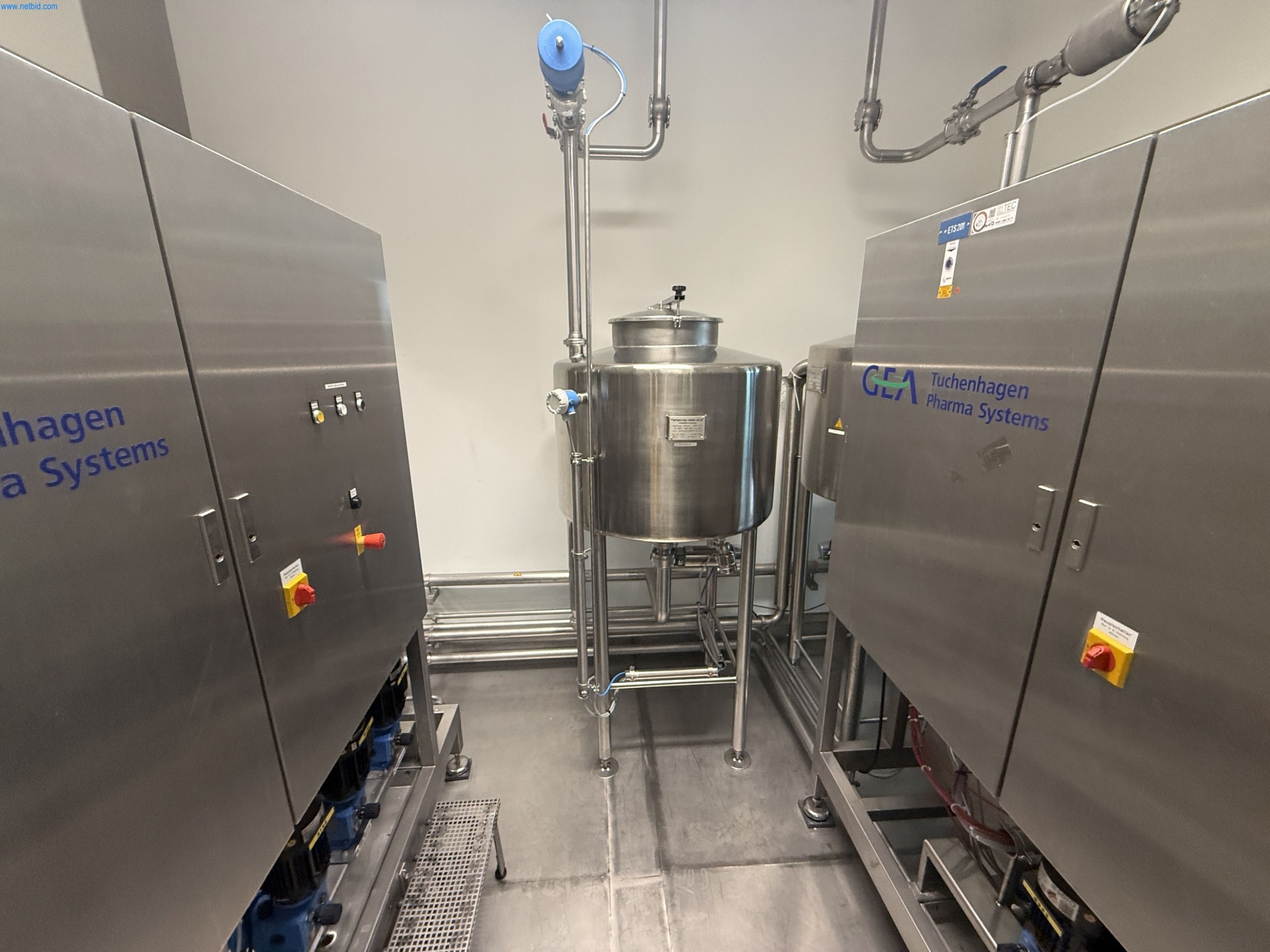 Installations de production et de conditionnement pharmaceutiques / Équipements de laboratoire et d'exploitation-15