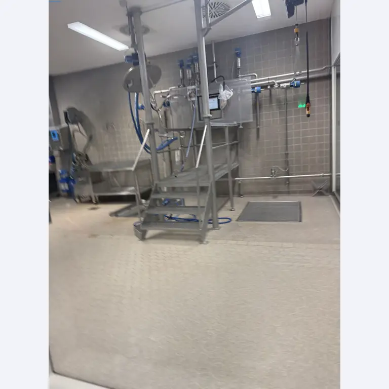 Installations de production et de conditionnement pharmaceutiques / Équipements de laboratoire et d'exploitation-5