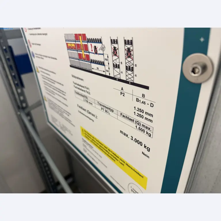 Instalações de produção e embalagem farmacêuticas / Equipamentos de laboratório e operacionais-3