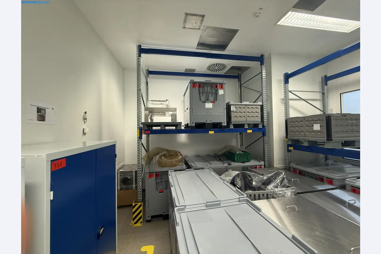 Instalações de produção e embalagem farmacêuticas / Equipamentos de laboratório e operacionais-2