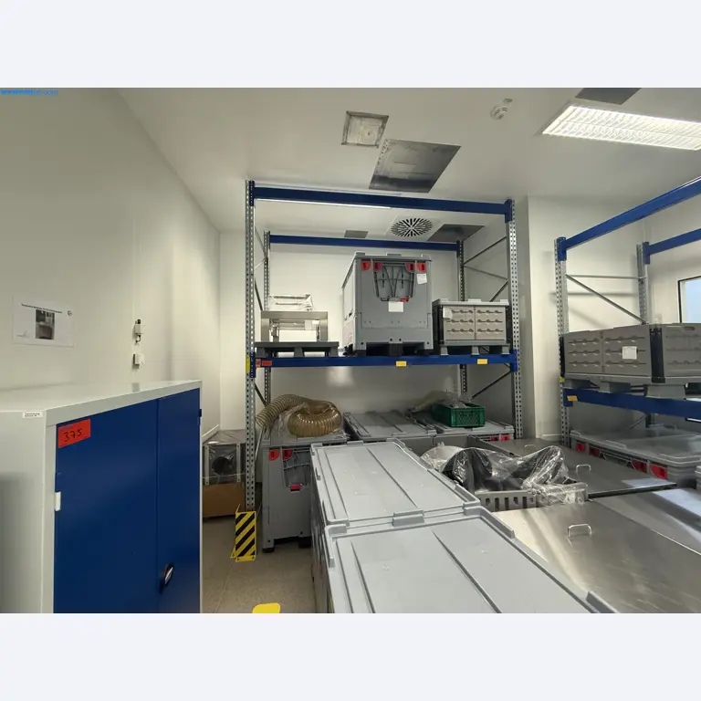 Instalações de produção e embalagem farmacêuticas / Equipamentos de laboratório e operacionais-3