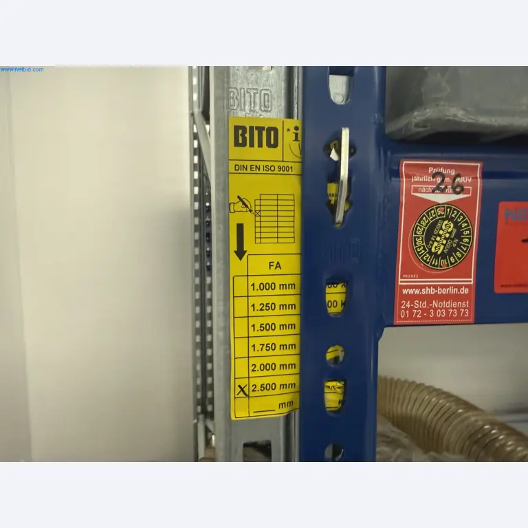 Instalações de produção e embalagem farmacêuticas / Equipamentos de laboratório e operacionais-4