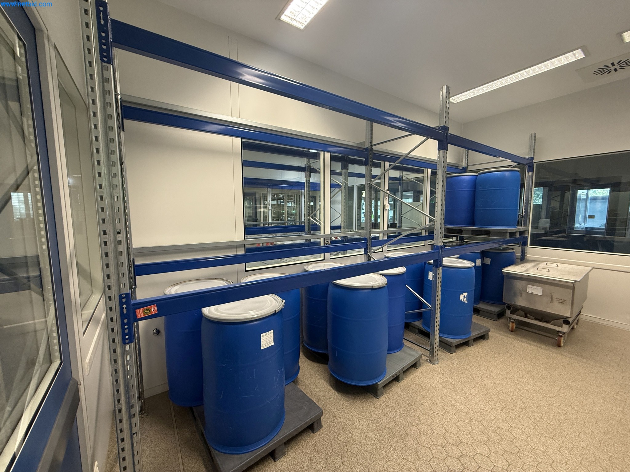 12 m. de rayonnage pour palettes Bito