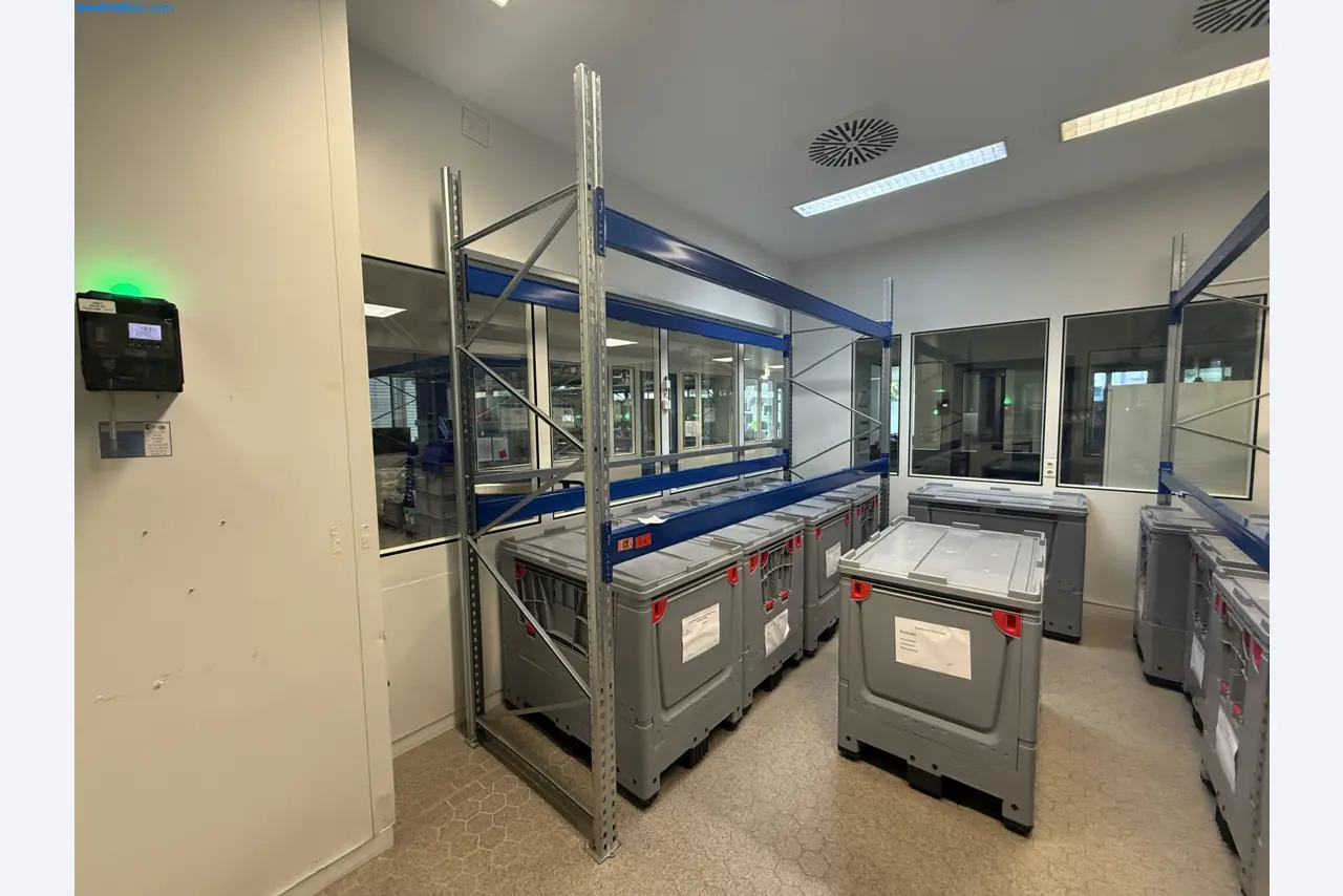 Instalações de produção e embalagem farmacêuticas / Equipamentos de laboratório e operacionais-6
