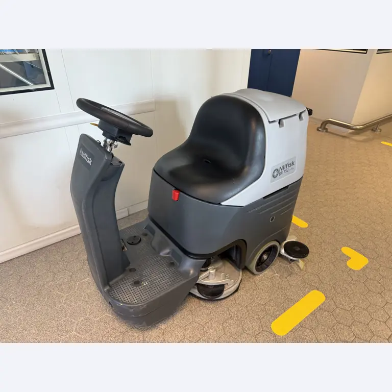 Instalações de produção e embalagem farmacêuticas / Equipamentos de laboratório e operacionais-3