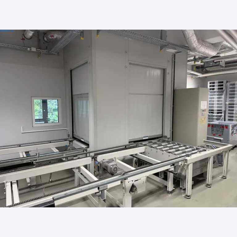 Instalações de produção e embalagem farmacêuticas / Equipamentos de laboratório e operacionais-2