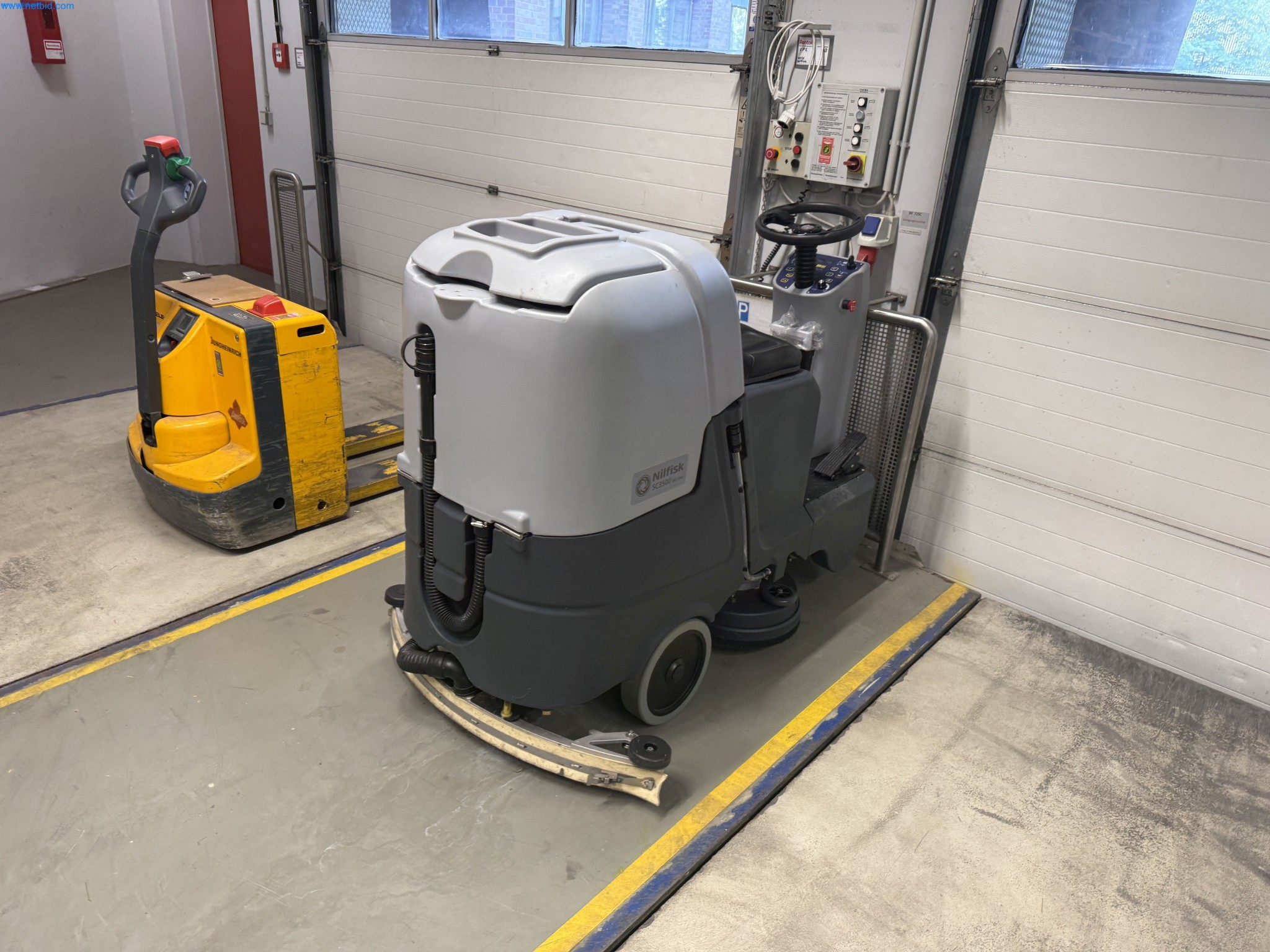 Machine à récurer Nilfisk SC3500 Goline