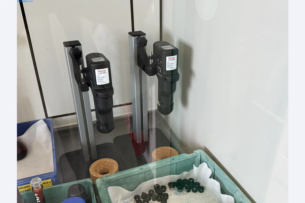 Pharmaceutical Production and Packaging Equipment / Laboratory and Plant Equipment-1