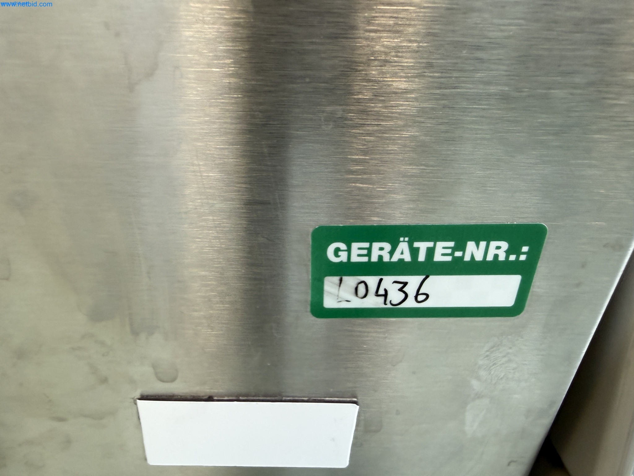 Instalações de produção e embalagem farmacêuticas / Equipamentos de laboratório e operacionais-2