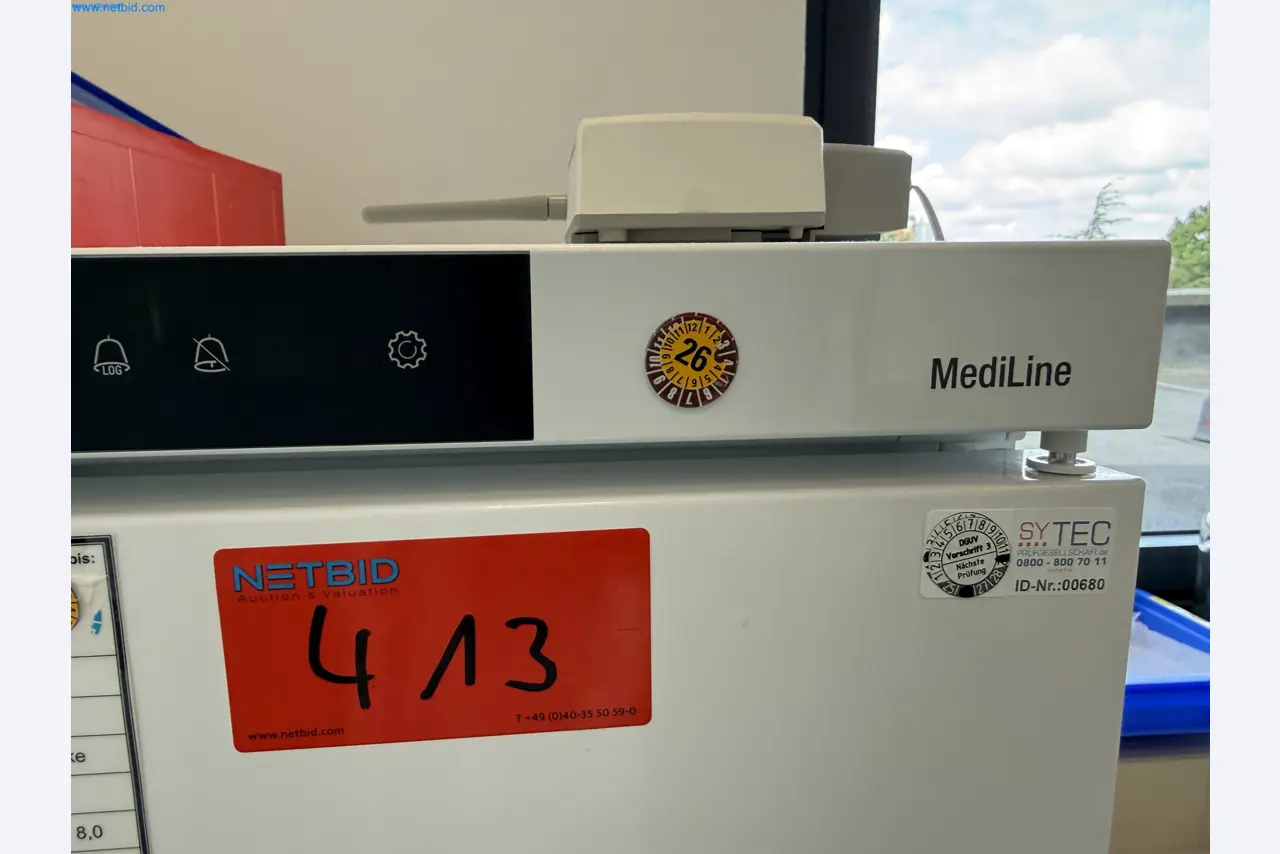 Instalações de produção e embalagem farmacêuticas / Equipamentos de laboratório e operacionais-3