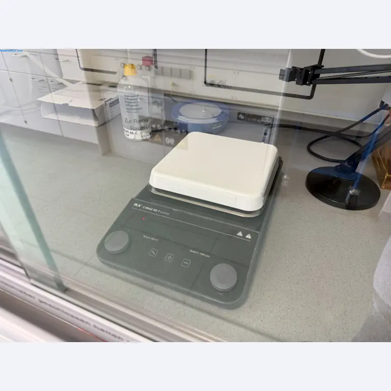 Instalações de produção e embalagem farmacêuticas / Equipamentos de laboratório e operacionais-1