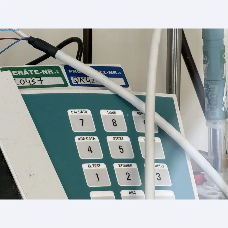Instalações de produção e embalagem farmacêuticas / Equipamentos de laboratório e operacionais-7