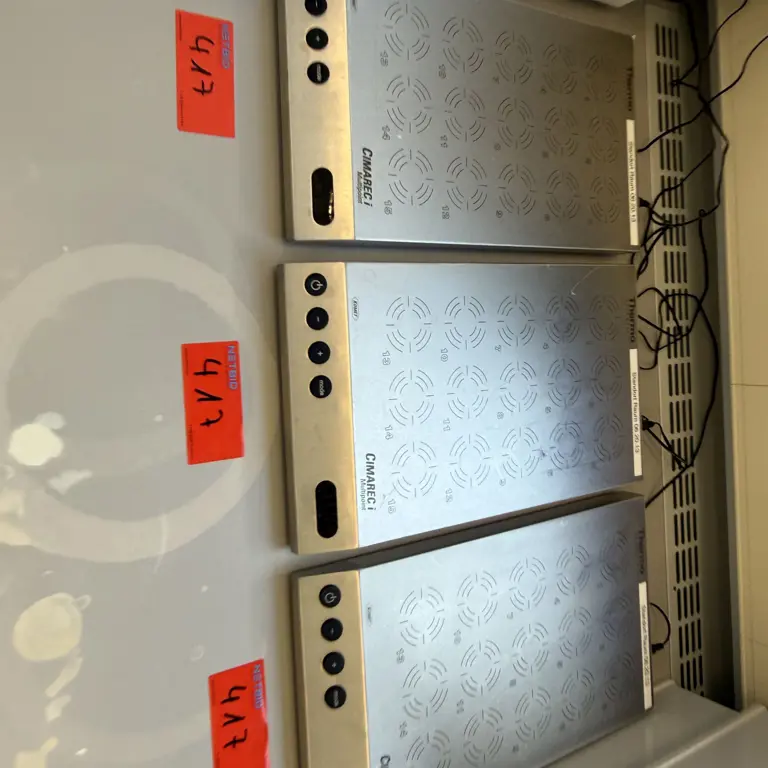 3 Placas de aquecimento com agitador magnético Thermo Scientific Cimareci Multipoint 15