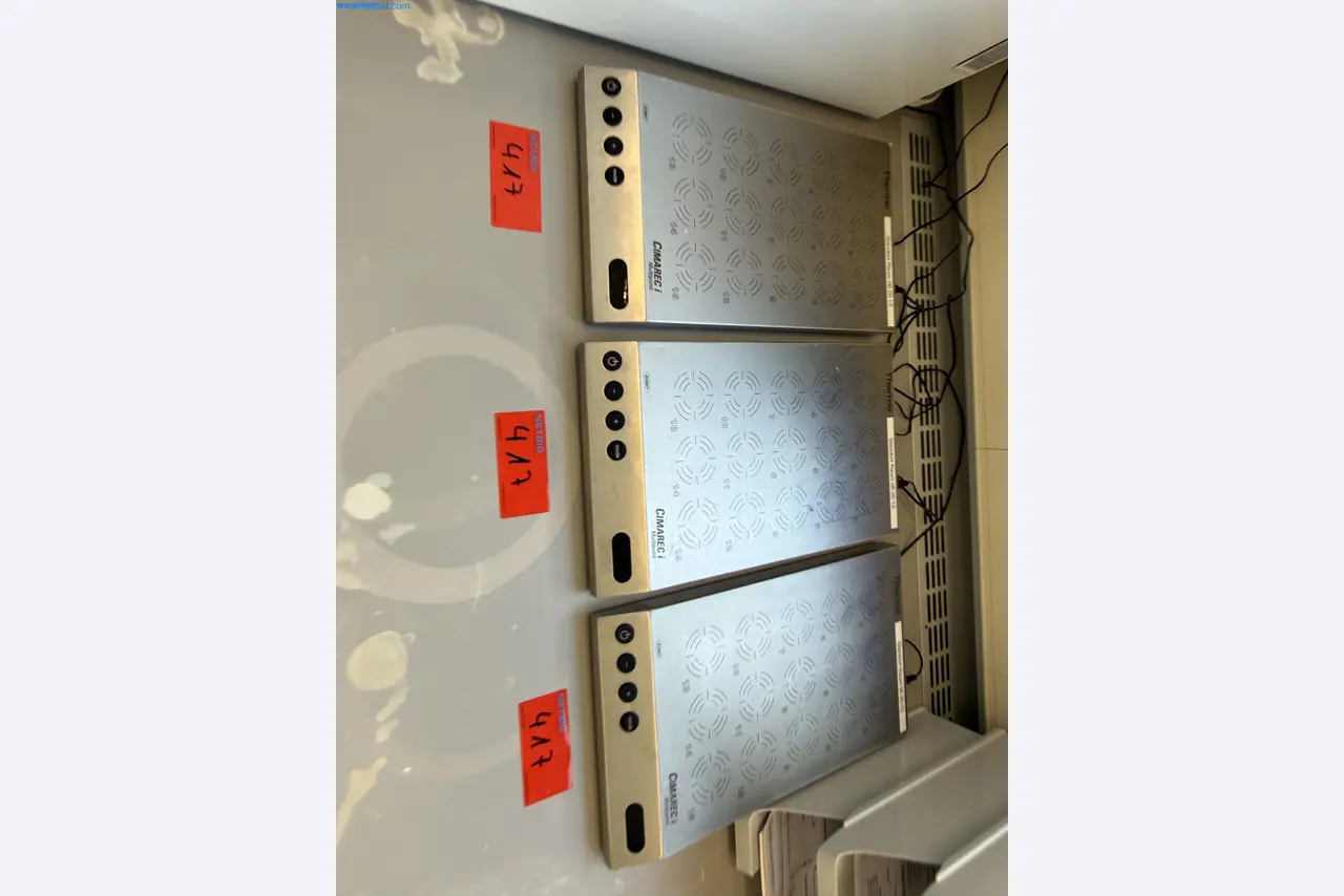 Instalações de produção e embalagem farmacêuticas / Equipamentos de laboratório e operacionais-1