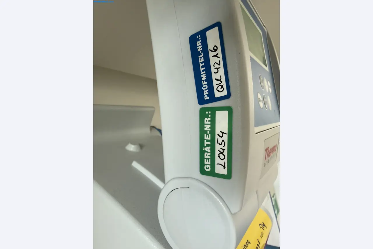 Instalações de produção e embalagem farmacêuticas / Equipamentos de laboratório e operacionais-5