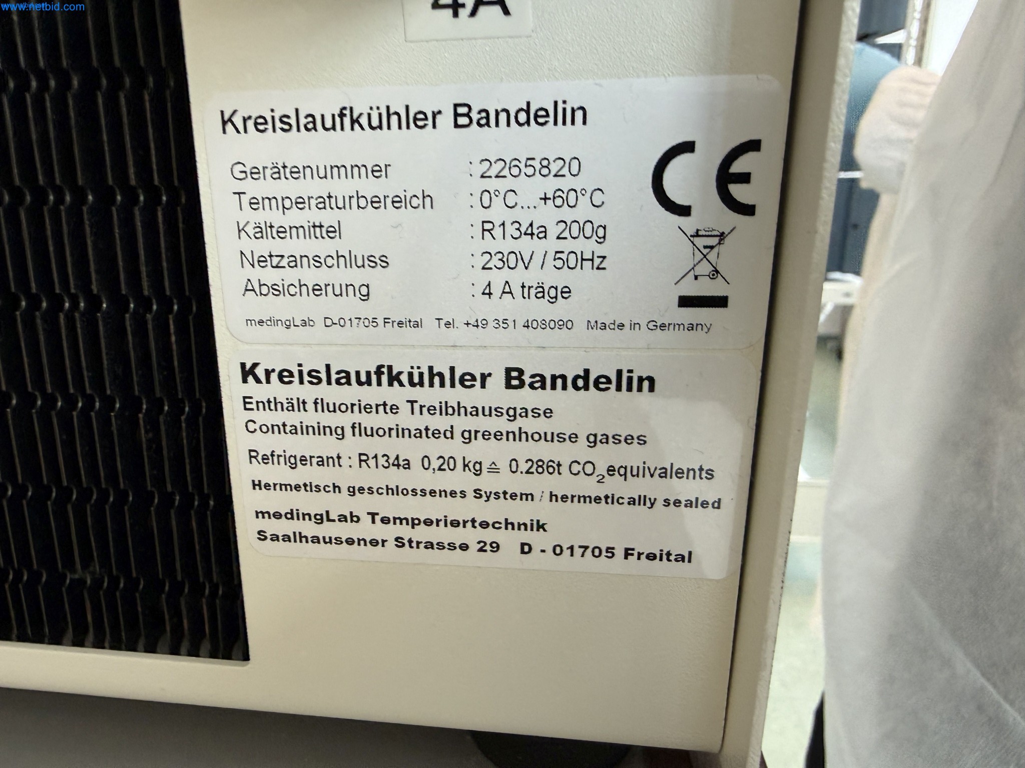 Instalações de produção e embalagem farmacêuticas / Equipamentos de laboratório e operacionais-3
