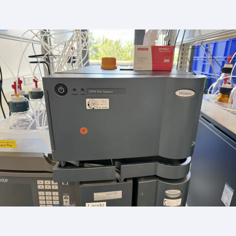 Installations de production et de conditionnement pharmaceutiques / Équipements de laboratoire et d'exploitation-8
