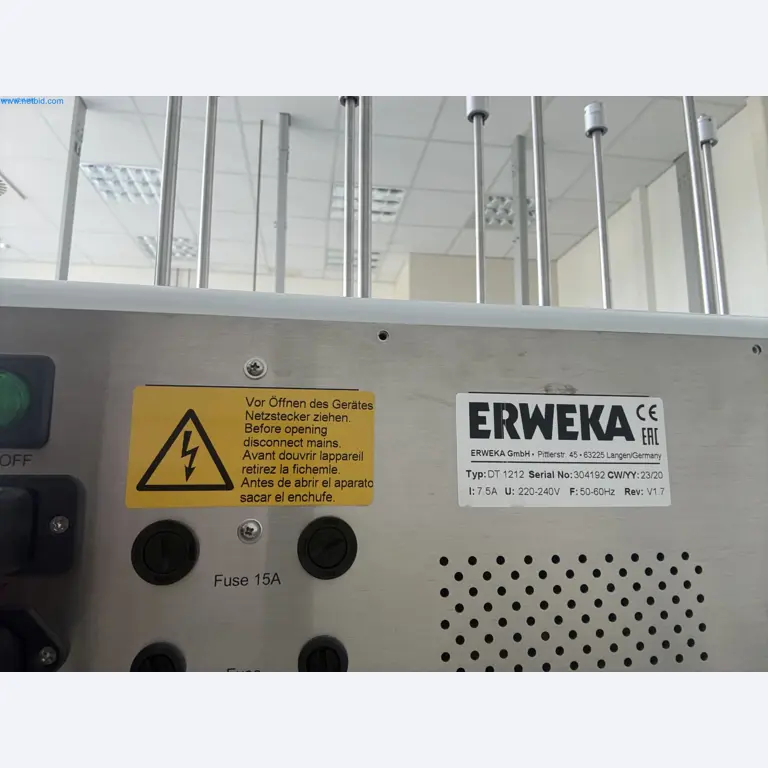 Instalações de produção e embalagem farmacêuticas / Equipamentos de laboratório e operacionais-6