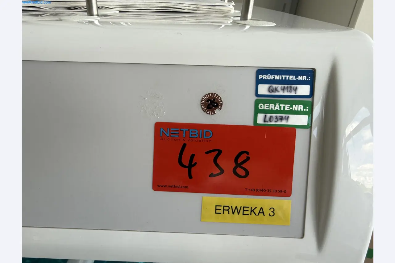 Instalações de produção e embalagem farmacêuticas / Equipamentos de laboratório e operacionais-3