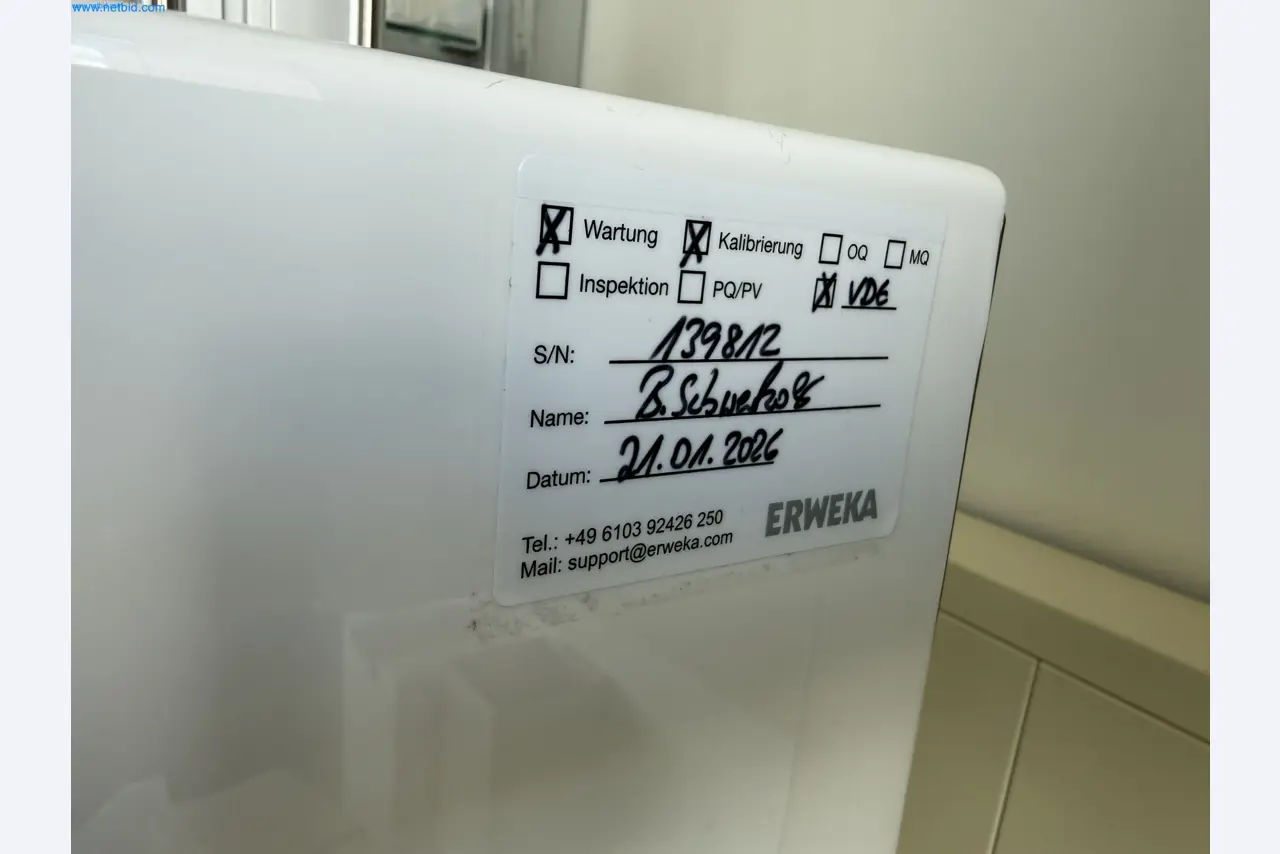 Instalações de produção e embalagem farmacêuticas / Equipamentos de laboratório e operacionais-5
