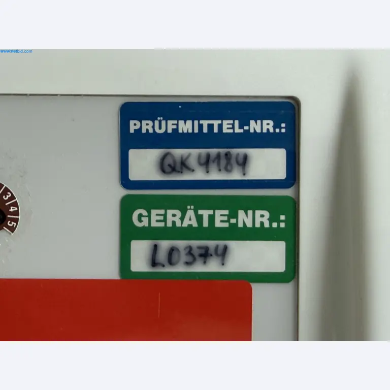 Instalações de produção e embalagem farmacêuticas / Equipamentos de laboratório e operacionais-8
