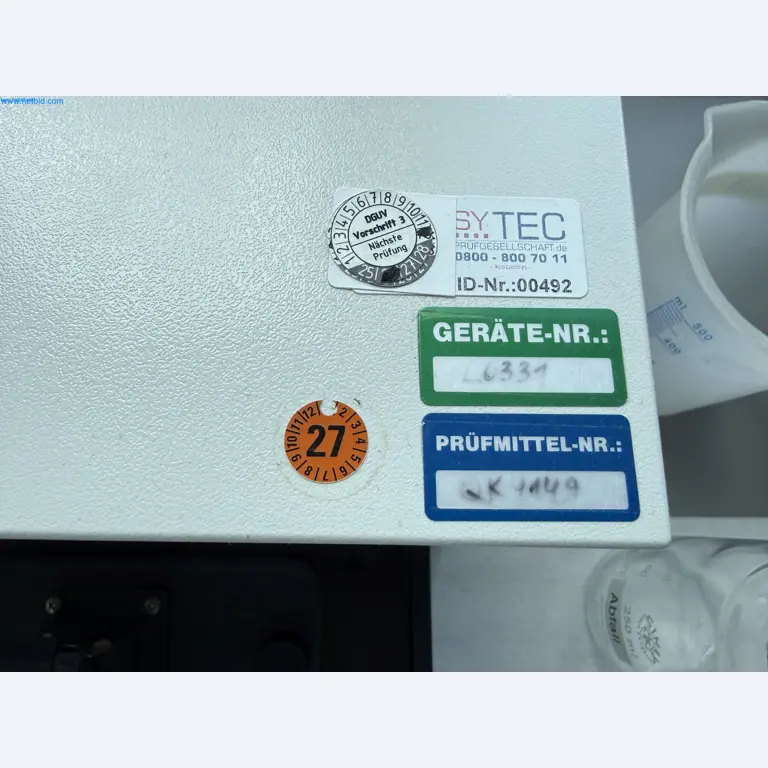 Instalações de produção e embalagem farmacêuticas / Equipamentos de laboratório e operacionais-3