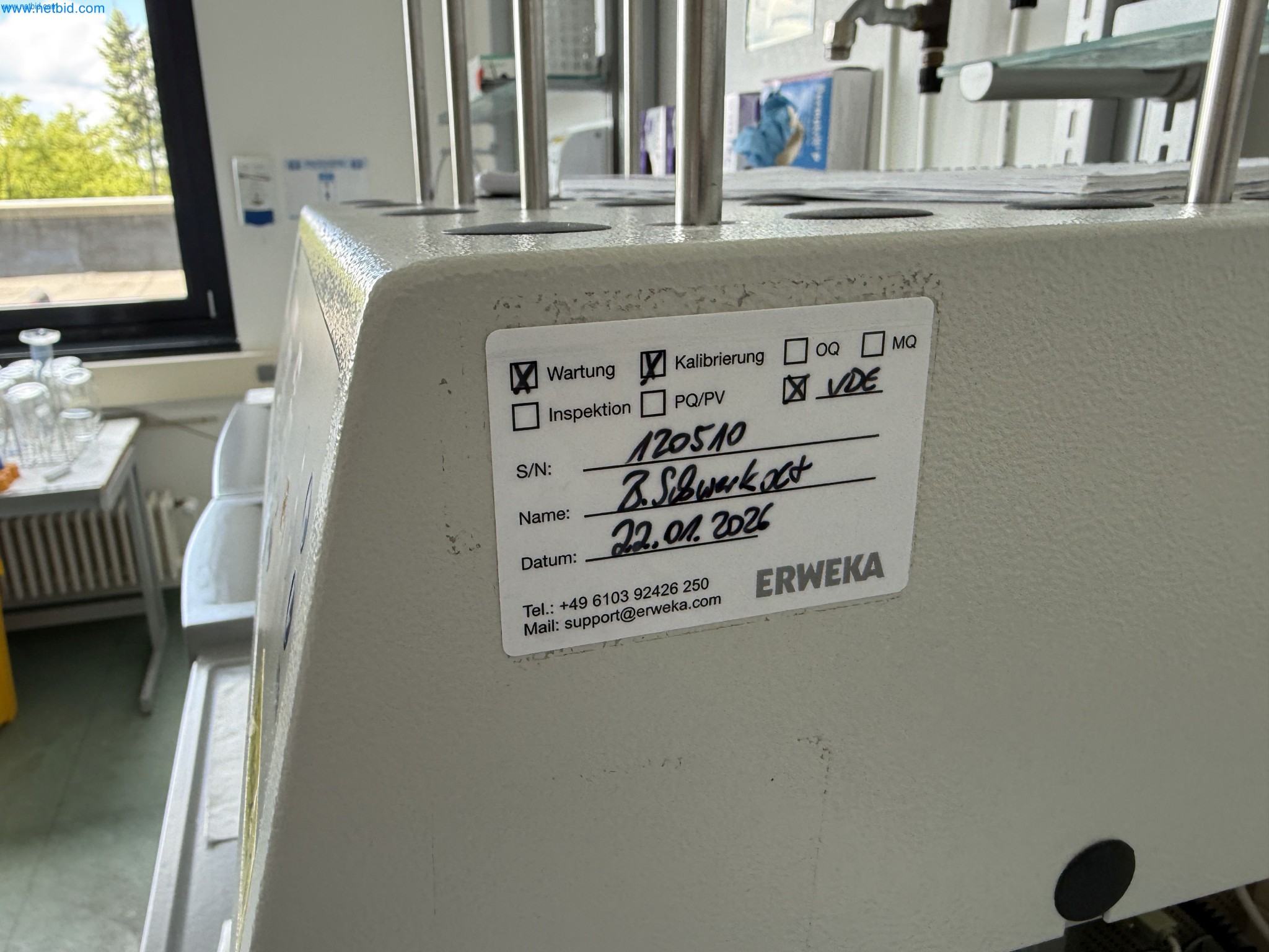 Instalações de produção e embalagem farmacêuticas / Equipamentos de laboratório e operacionais-6