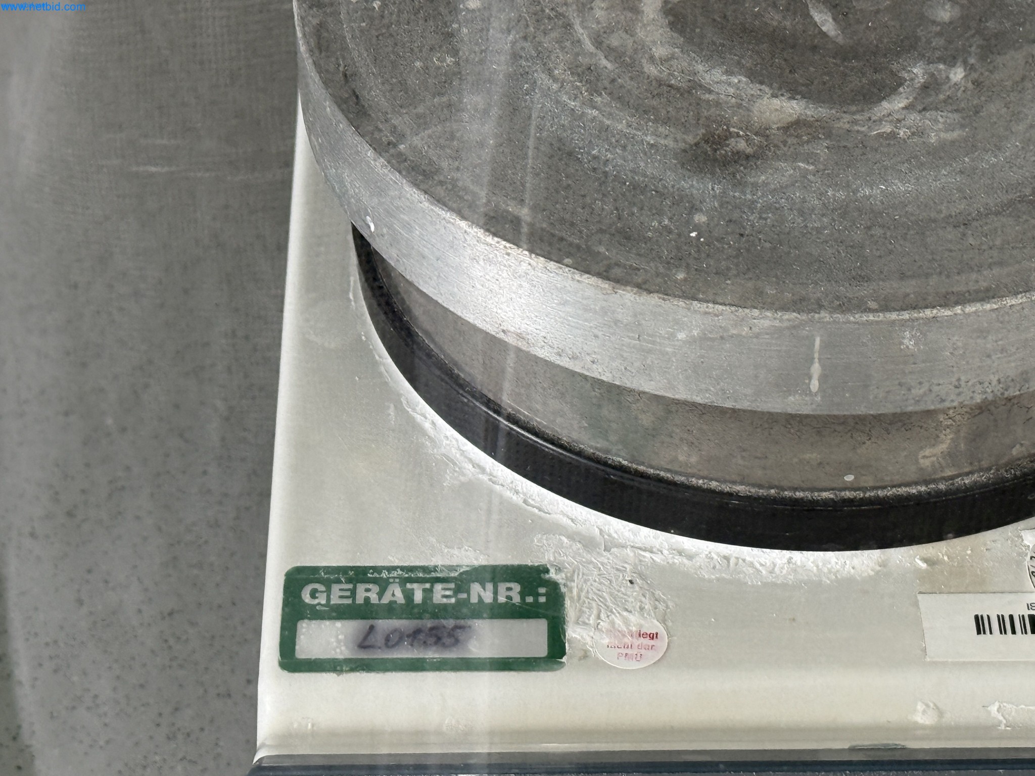 Instalações de produção e embalagem farmacêuticas / Equipamentos de laboratório e operacionais-3