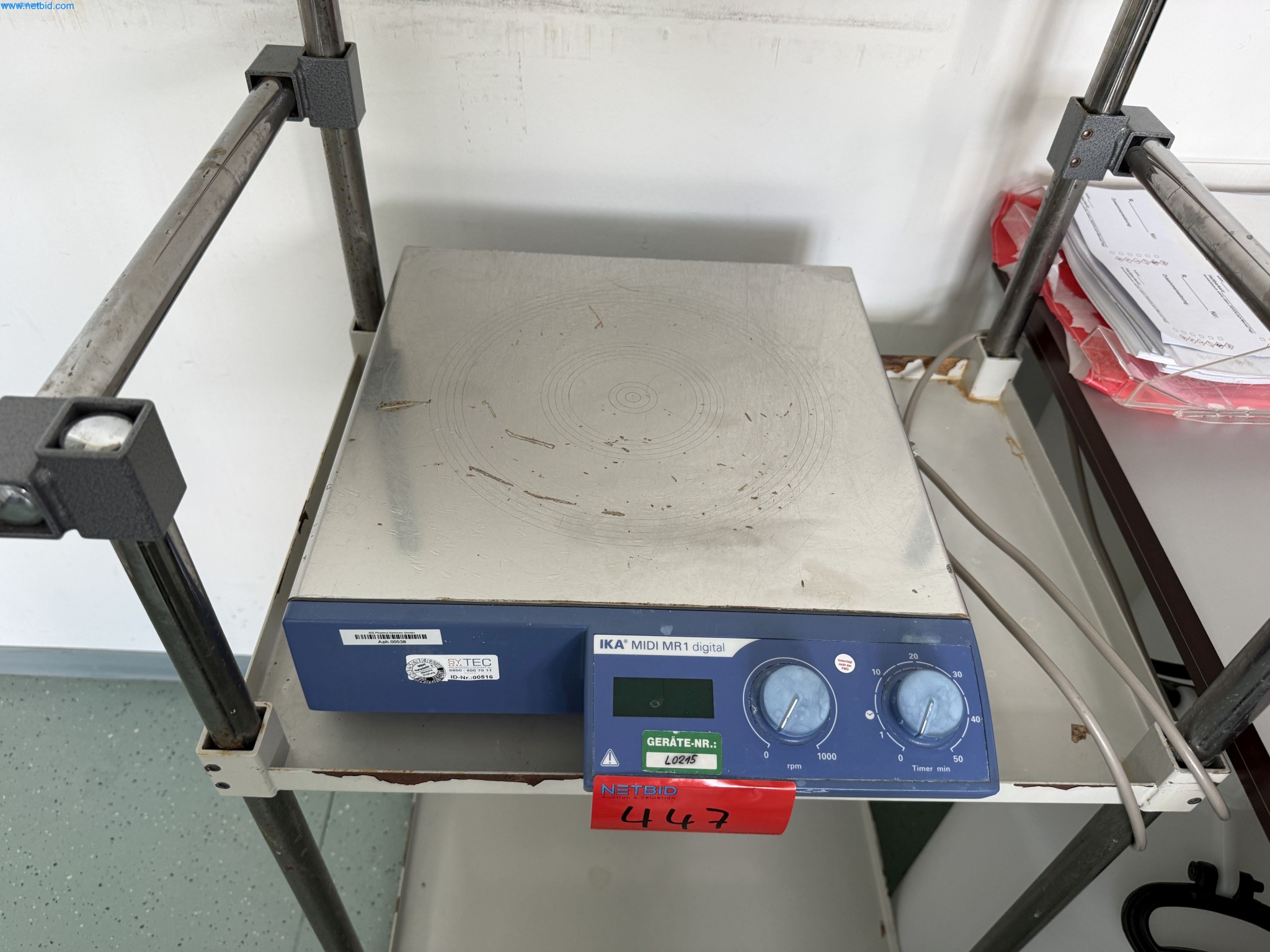 Instalações de produção e embalagem farmacêuticas / Equipamentos de laboratório e operacionais-2