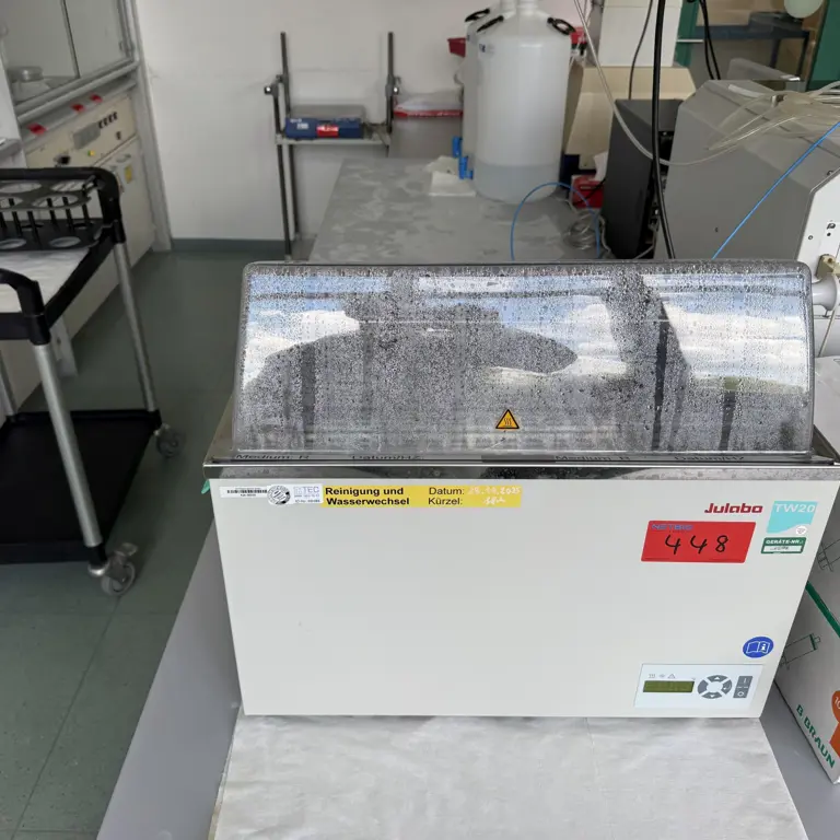 Banho frio Julabo TW20