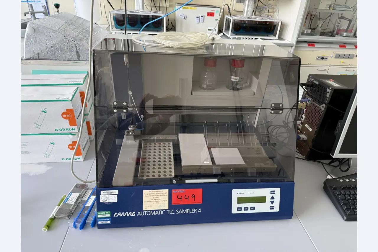 Instalações de produção e embalagem farmacêuticas / Equipamentos de laboratório e operacionais-2