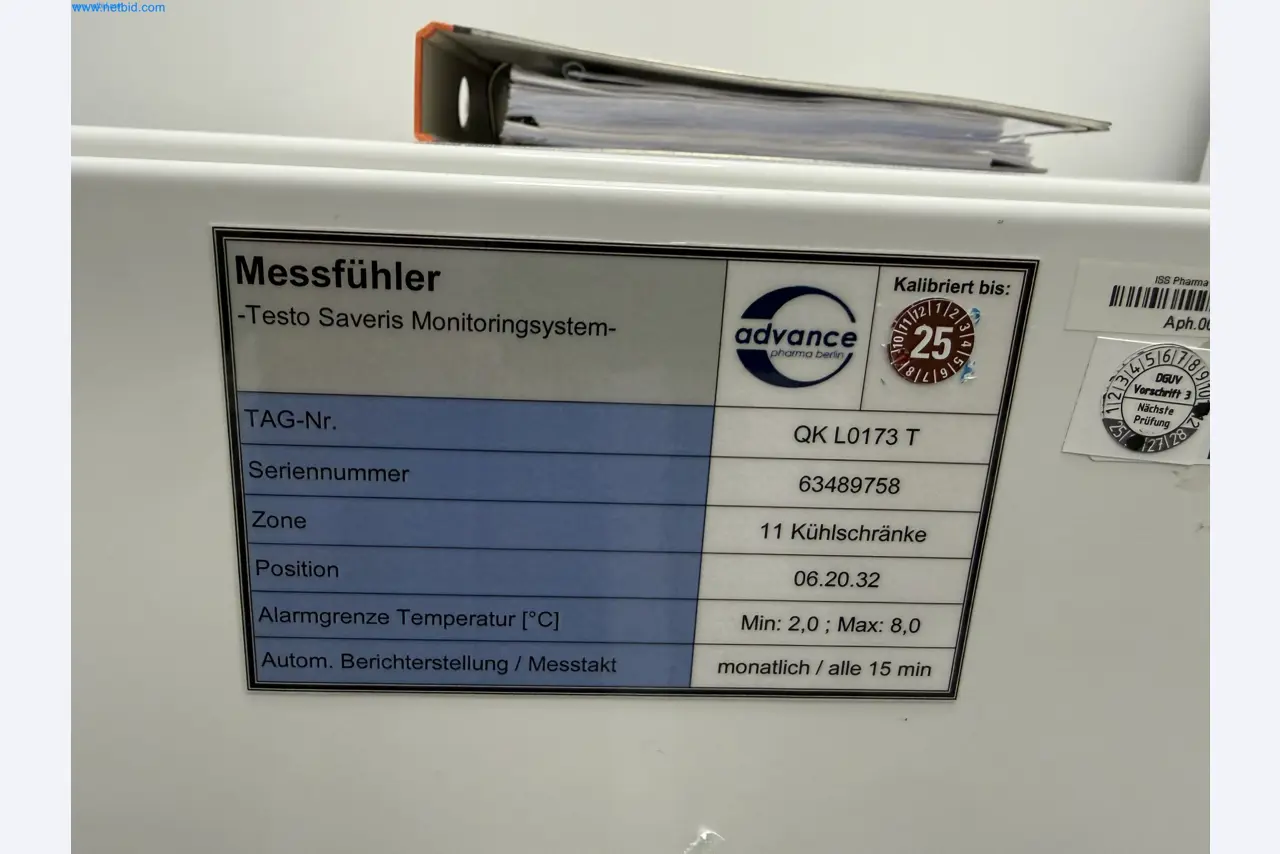 Instalações de produção e embalagem farmacêuticas / Equipamentos de laboratório e operacionais-2