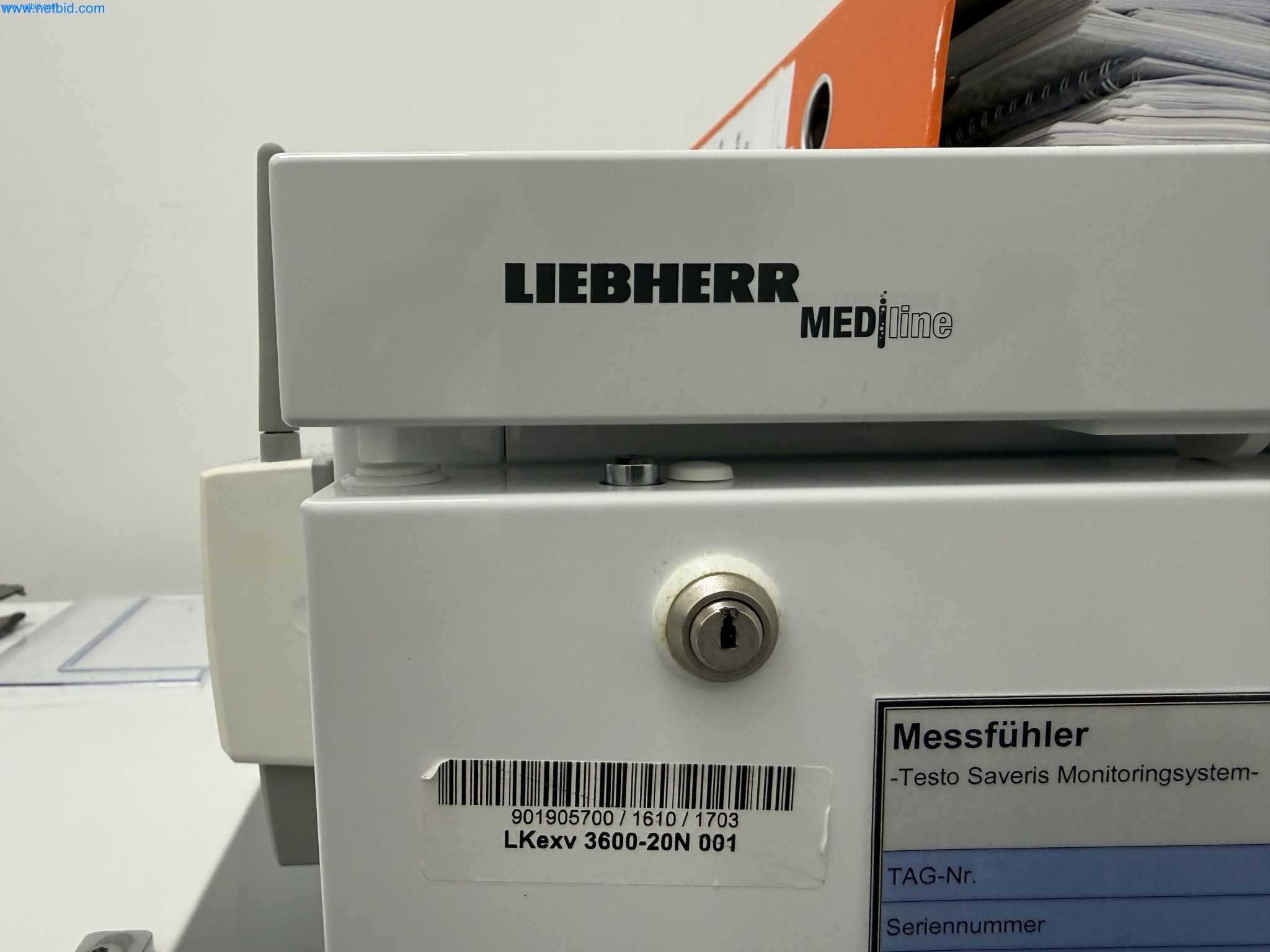 Instalações de produção e embalagem farmacêuticas / Equipamentos de laboratório e operacionais-3