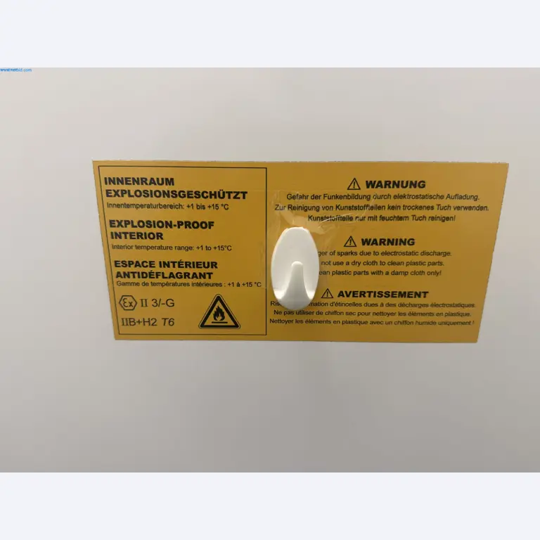 Instalações de produção e embalagem farmacêuticas / Equipamentos de laboratório e operacionais-5