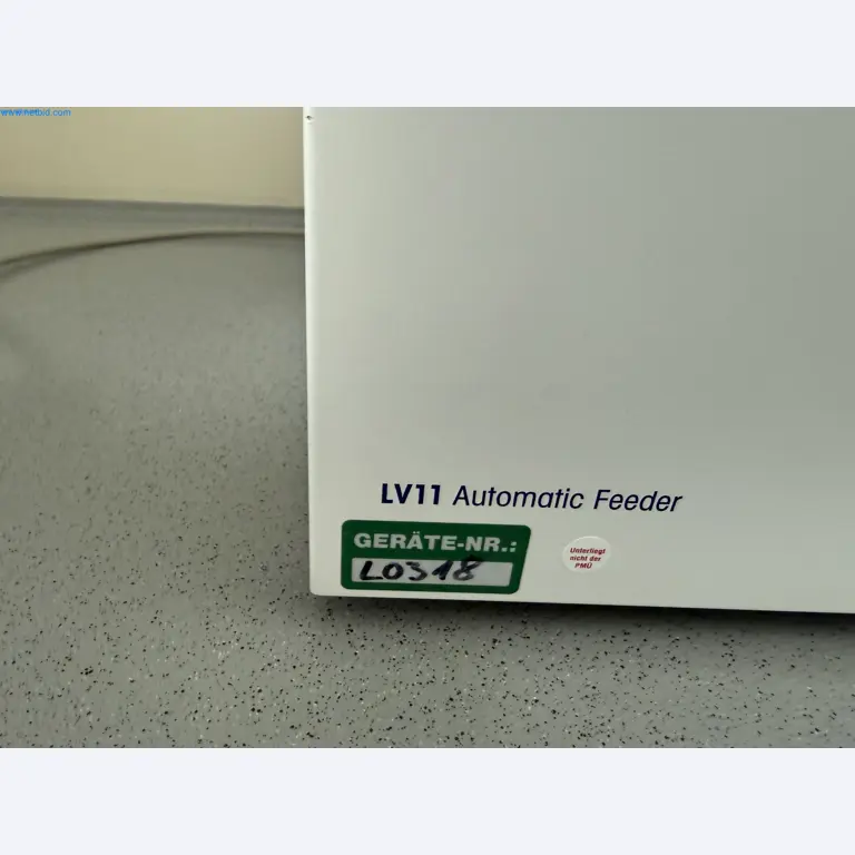 Instalações de produção e embalagem farmacêuticas / Equipamentos de laboratório e operacionais-3