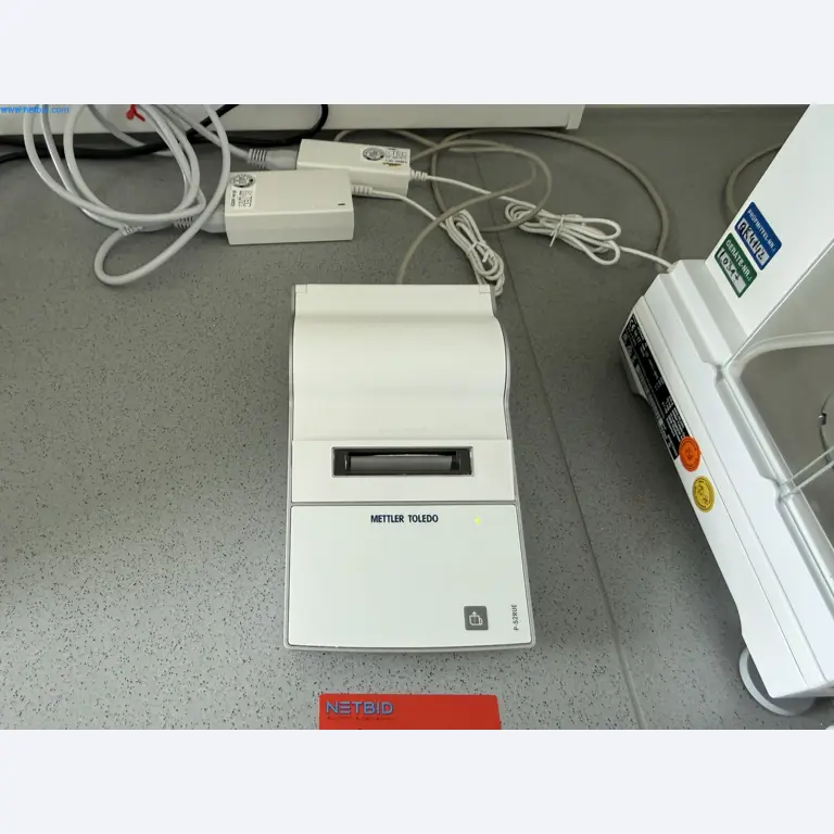 Instalações de produção e embalagem farmacêuticas / Equipamentos de laboratório e operacionais-4