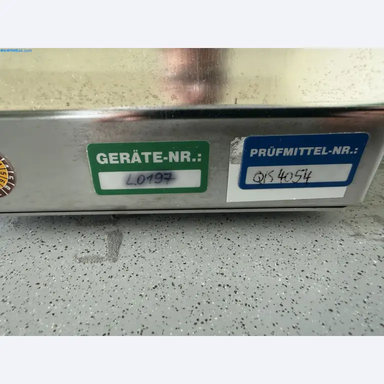 Instalações de produção e embalagem farmacêuticas / Equipamentos de laboratório e operacionais-3