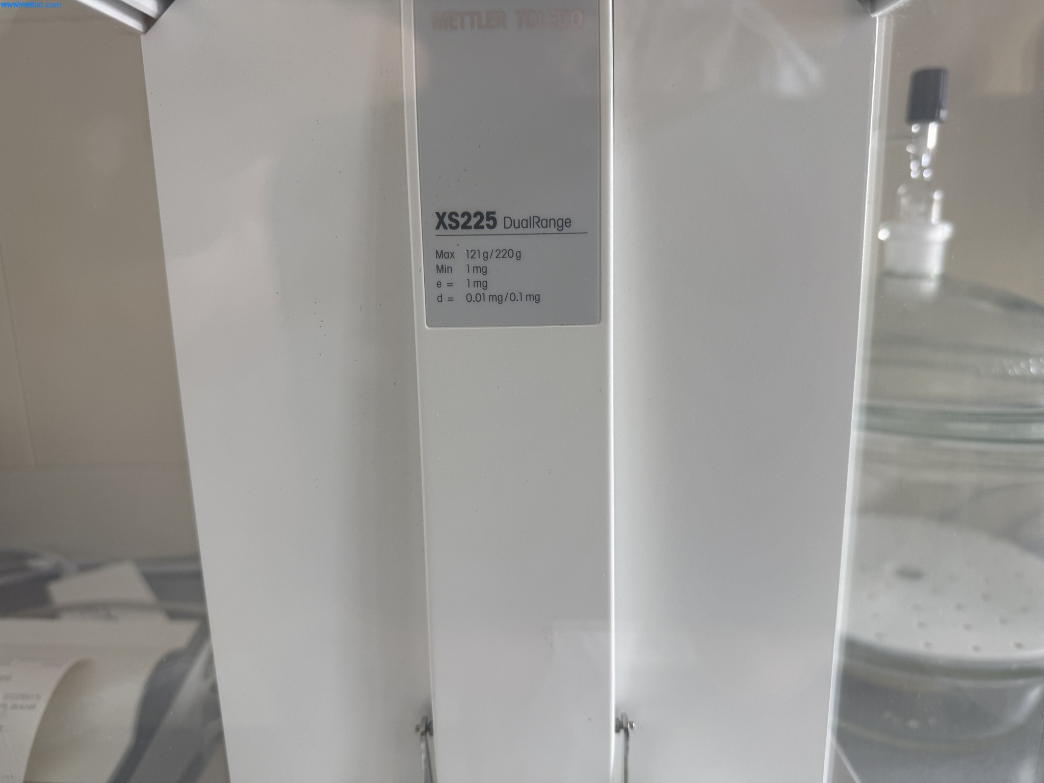 Instalações de produção e embalagem farmacêuticas / Equipamentos de laboratório e operacionais-3