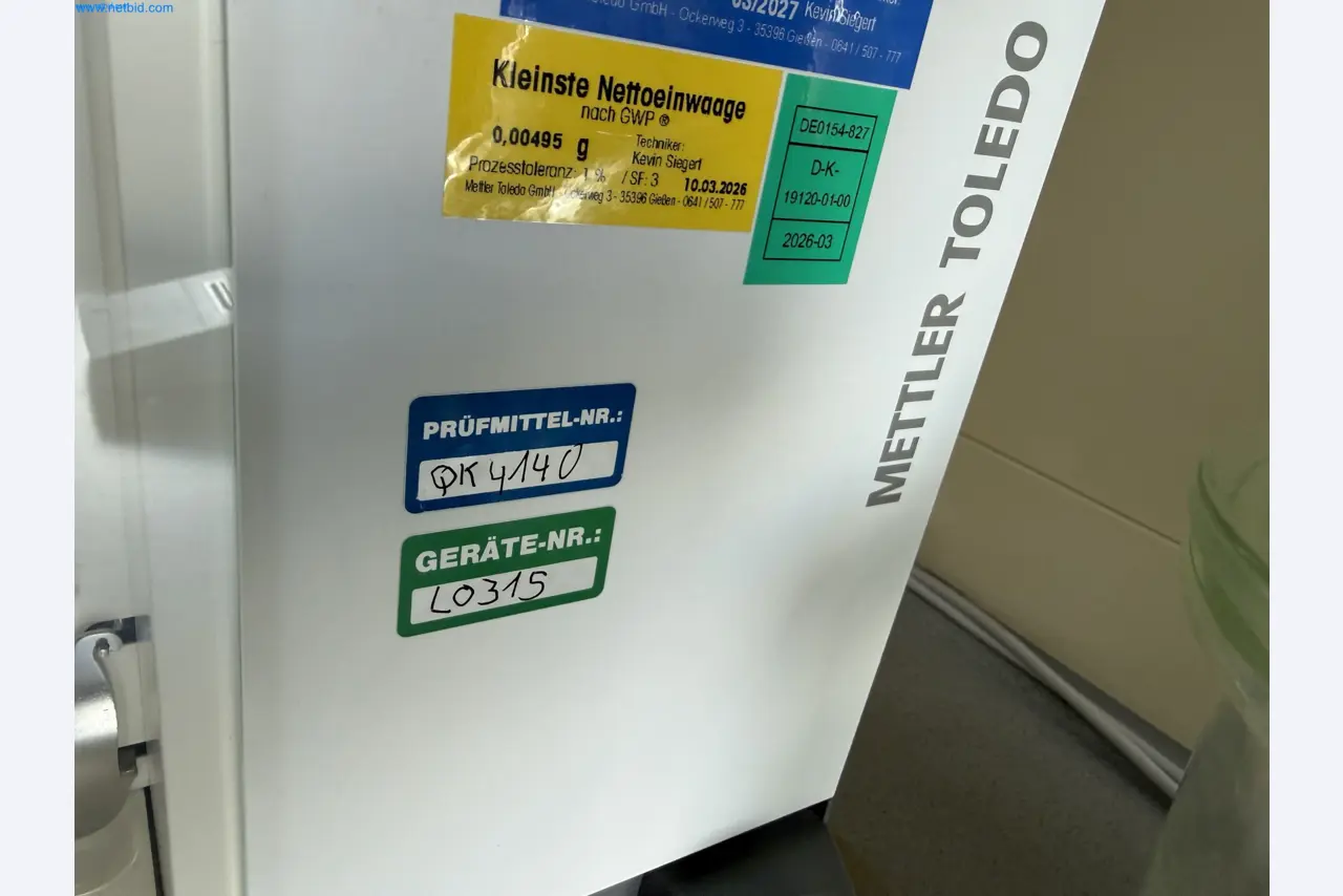 Instalações de produção e embalagem farmacêuticas / Equipamentos de laboratório e operacionais-4