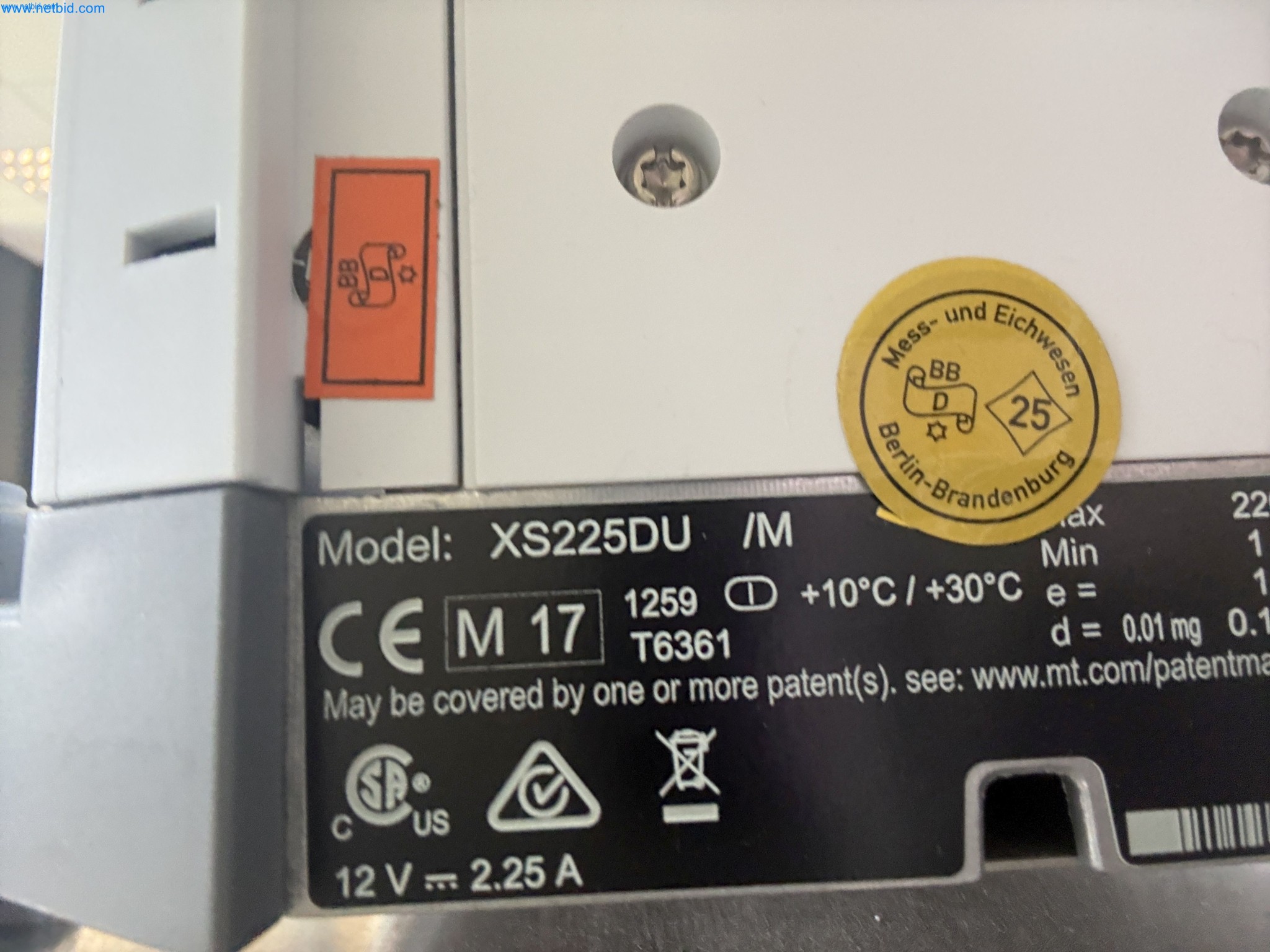 Instalações de produção e embalagem farmacêuticas / Equipamentos de laboratório e operacionais-9